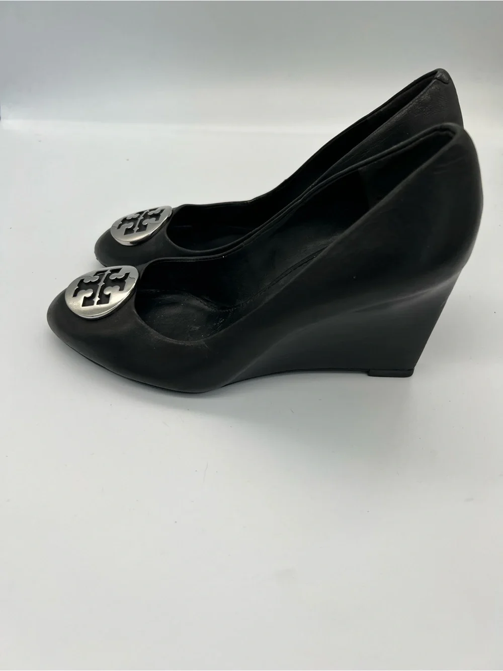 Tory Burch Black Leather Pumps with Silver Logo Medallion